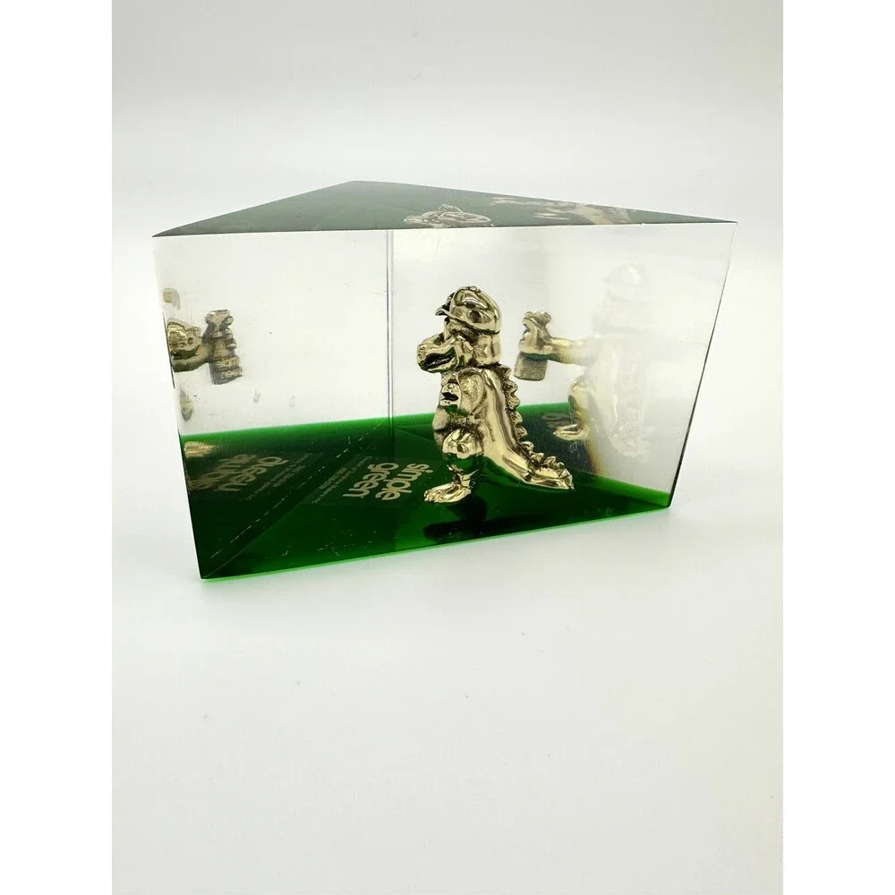 Rare SIMPLE GREEN EGBAR the Alligator Lucite Paperweight Collectible